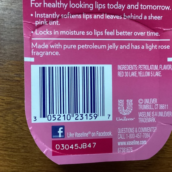 Vaseline Lip therapy Rosy Lips Bundle of 3 NEW - Picture 6 of 8